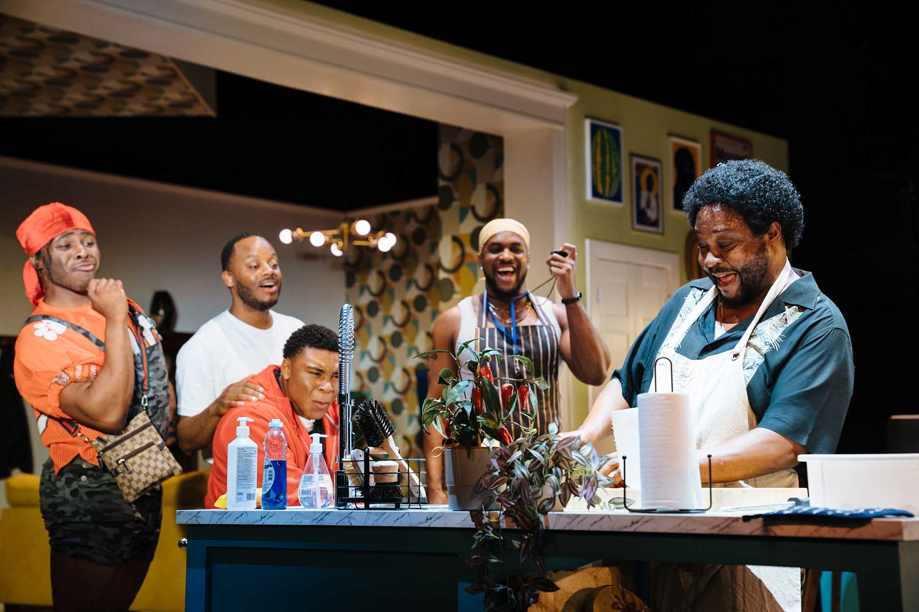 The Hot Wing King cast at the National Theatre (c) Helen Murray