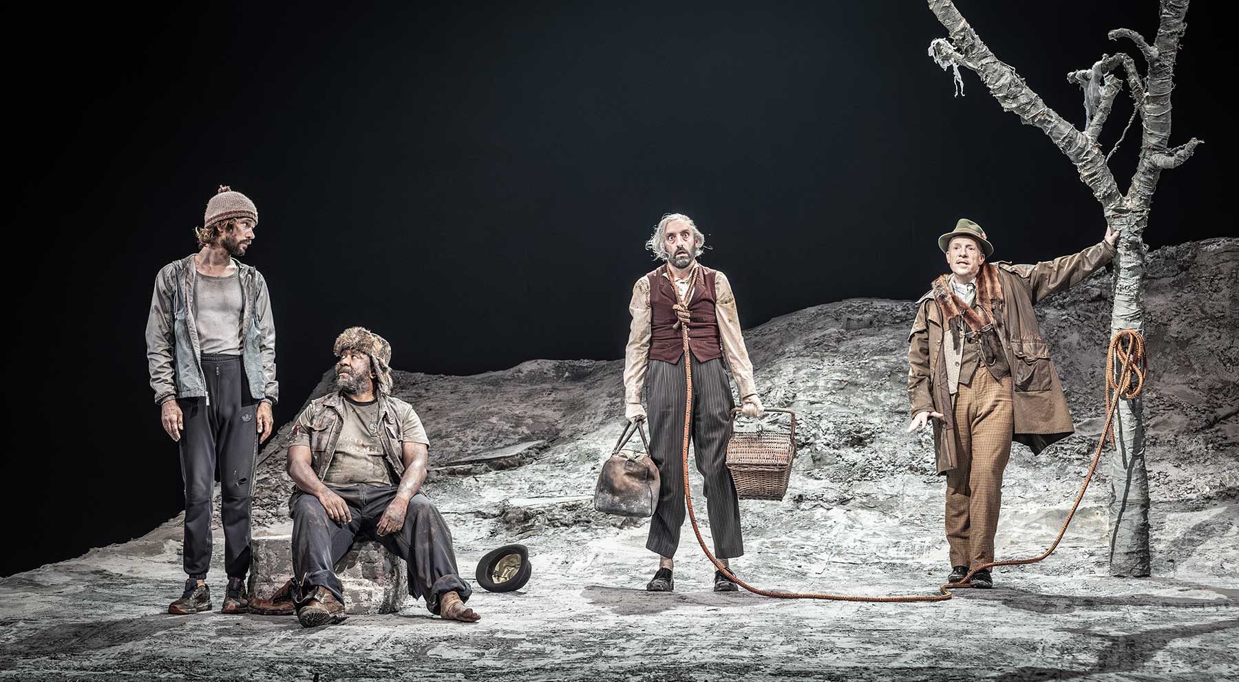 Waiting for Godot Ben Whishaw, Lucian Msamati. Tom Edden and Jonathan Slinger Photo Marc Brenner