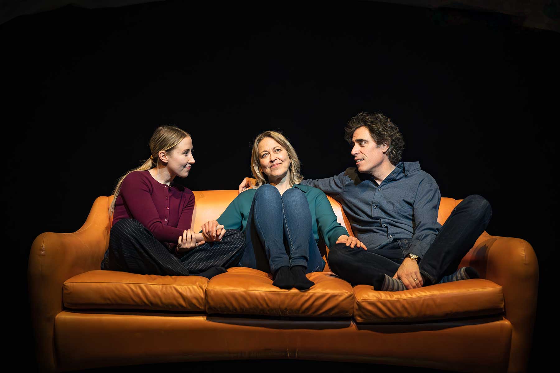 Erin Doherty (Kate), Nicola Walker (Polly) and Stephen Mangan (Nick) in Unicorn. Credit Marc Brenner